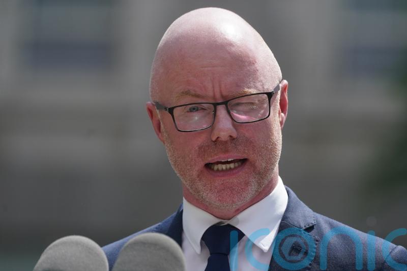 Health minister dismisses as ‘soap opera’ suggestions of power struggle
