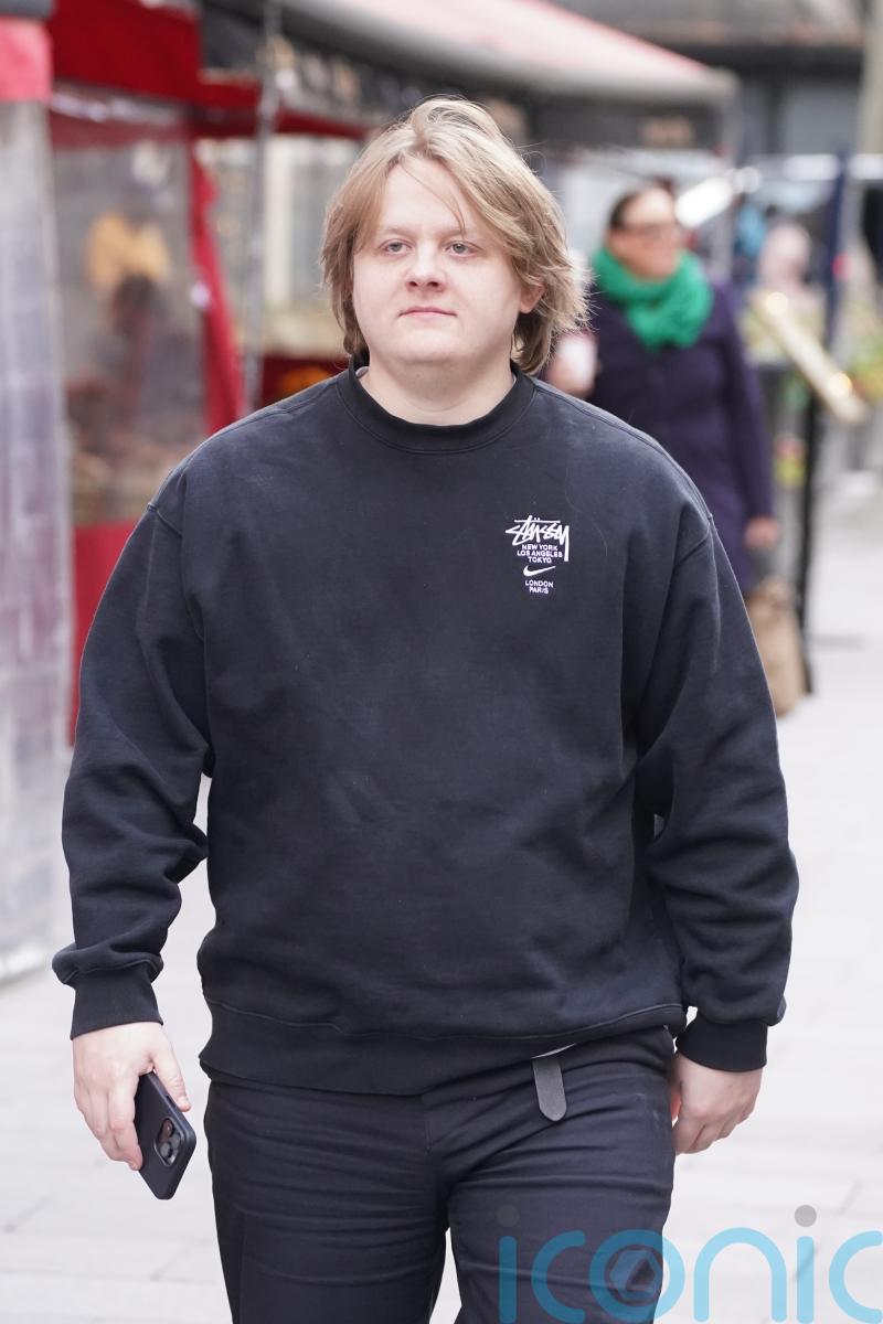 Lewis Capaldi's break from touring | What is Tourette’s and how does it affect the brain?