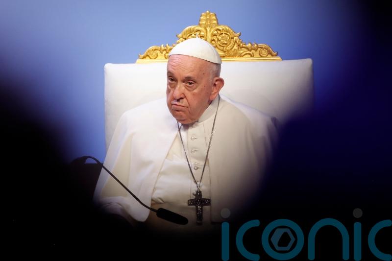 'They look for welcome, for life' - Pope insists Europe does not face migrant emergency