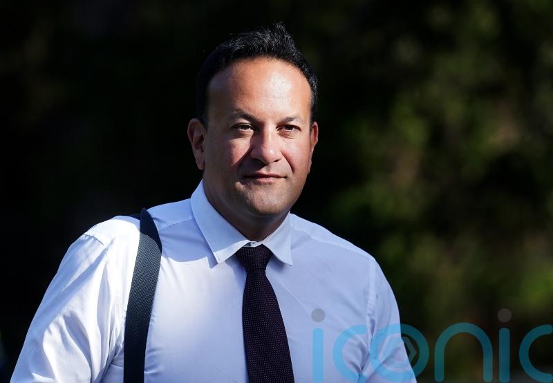Varadkar ‘angry and frustrated’ at ongoing delays for children’s spinal surgery