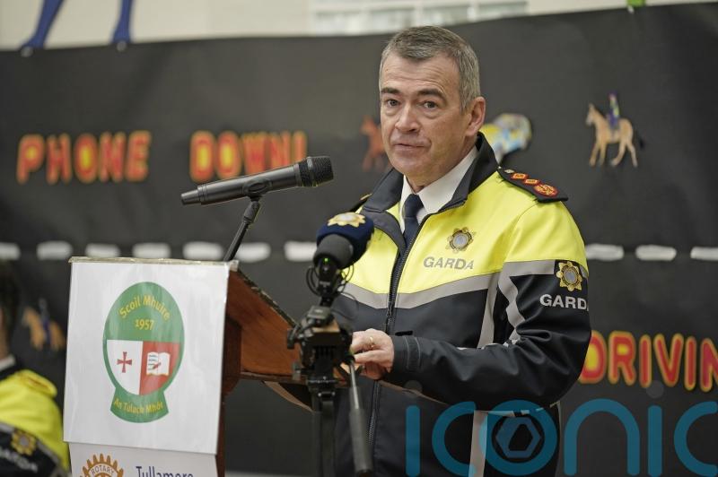 People scrolling on social media while driving ‘a real issue’ – Commissioner