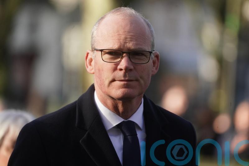 Simon Coveney rules himself out as candidate to replace Leo Varadkar