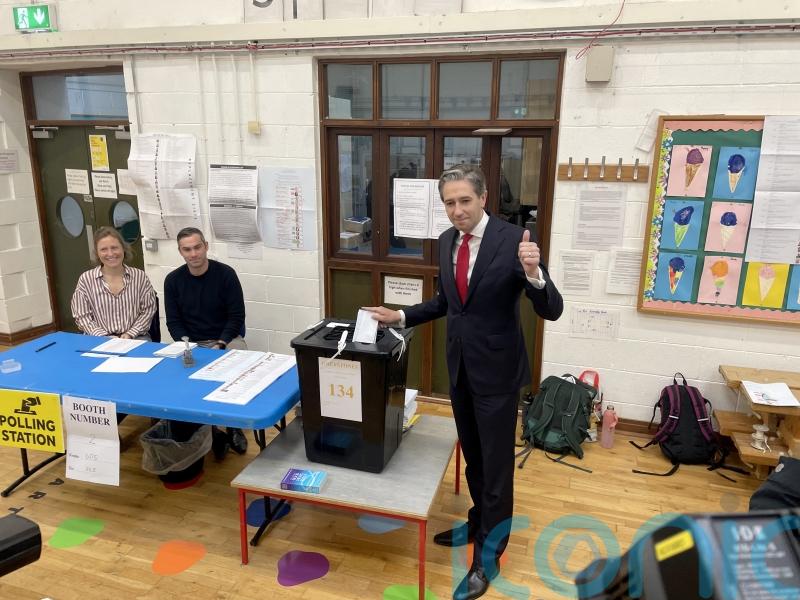 Irish elections: Focus on turnout as voters ‘crowned kings and queens’