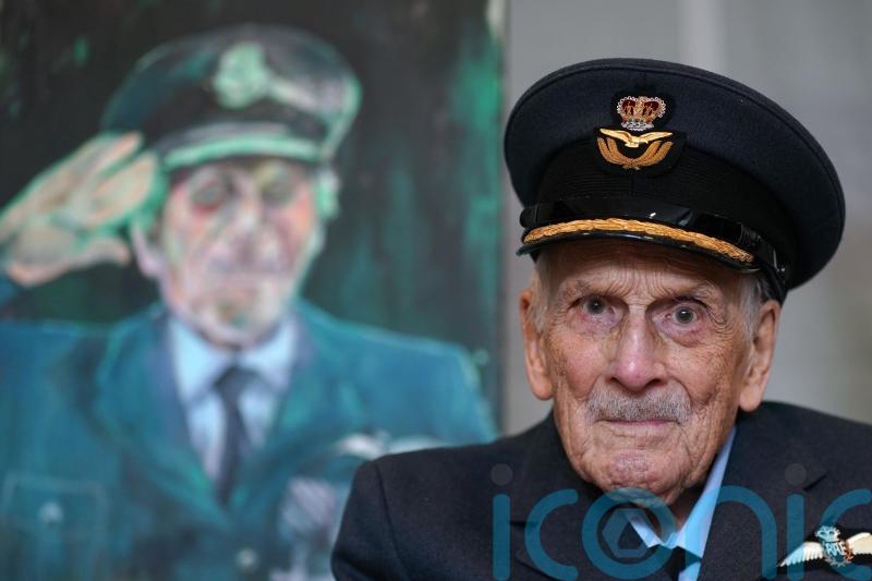 ‘Last of the few’ pilot celebrates 105th birthday