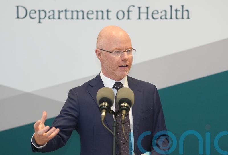 Prescriptions for common conditions should be available at pharmacies – report