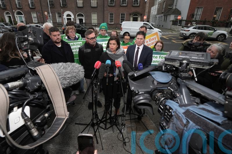 Sinn Fein leader accuses Simon Harris of ‘scaremongering’ over economic shocks