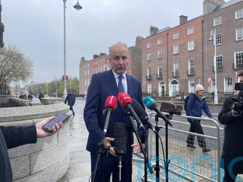 Taoiseach defends his leadership after criticism from party over fuel protests