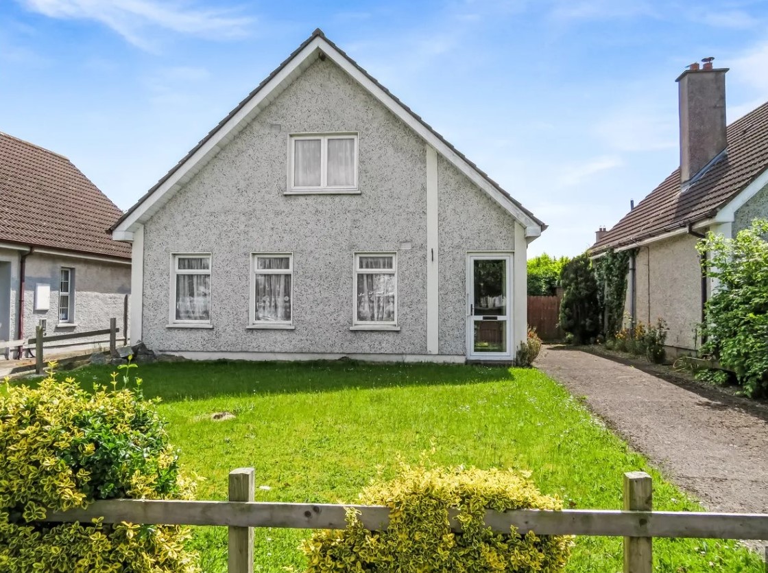 PROPERTY WATCH Four bed detached dormer bungalow in Carlow town with