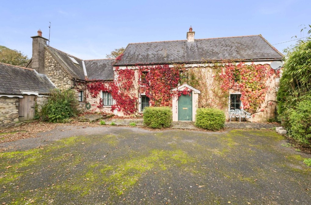 Charming threebed farmhouse for sale in Kilkenny Page 1 of 28