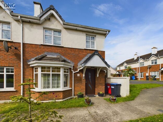 PICTURES: Family home with unique colourful aesthetic available in ...